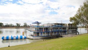 Murray River Queen Backpackers - Lismore Accommodation
