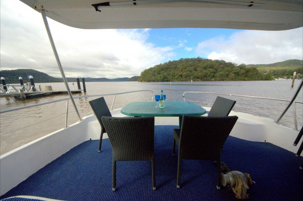 Luxury Afloat Hawkesbury River And Brooklyn - Lismore Accommodation