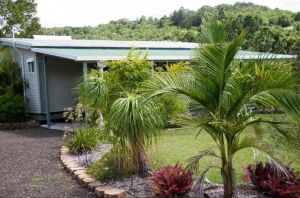 Halls Country Cottages - Lismore Accommodation